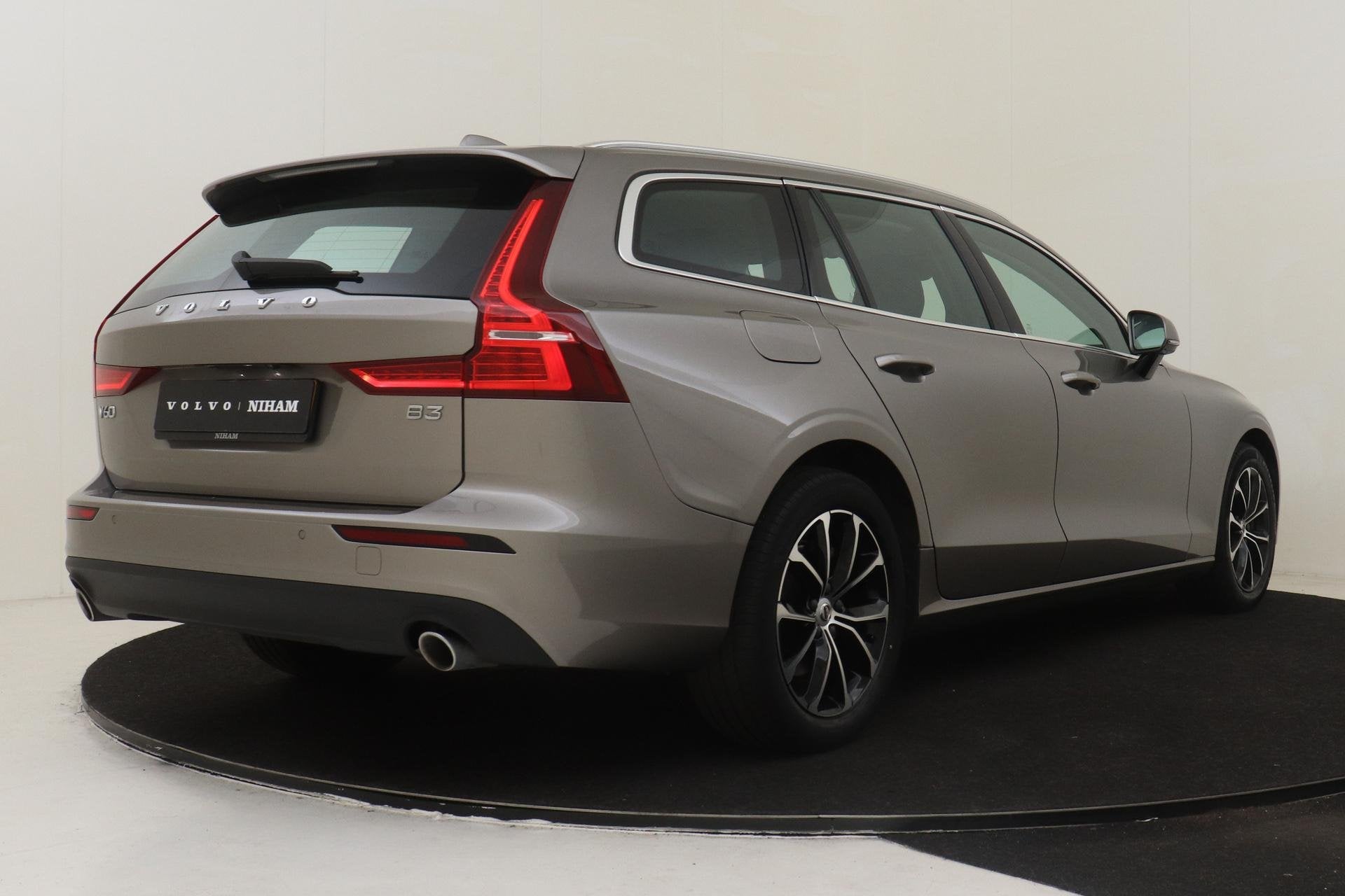 Volvo V60 B3 (M-HYBRID) BUSINESS PRO -LEDER|CAMERA|ADAP.CRUI, 12 maanden, Euro 6, 4 cilinders, 163 pk