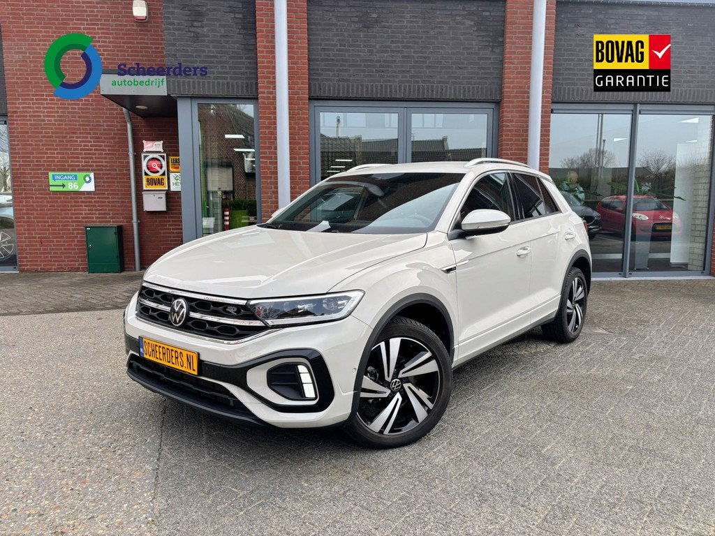 Volkswagen T-Roc 1.5 TSI R-Line Business+ IQ LIGHT | CAMERA, 12 maanden, 1258 kg, 4 cilinders, Automatische klimaatregeling
