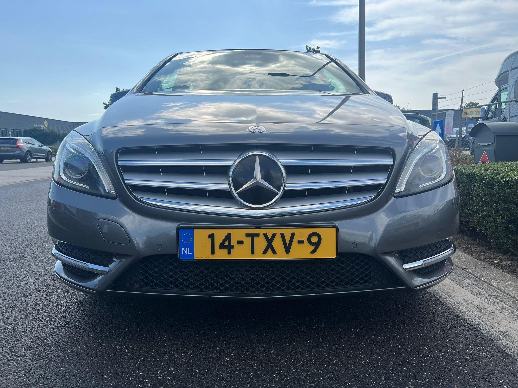 Mercedes-Benz B-klasse 200 Ambition | Airco | Adaptive Cruis, 1325 kg, Gebruikt, Euro 6, Adaptive Cruise Control