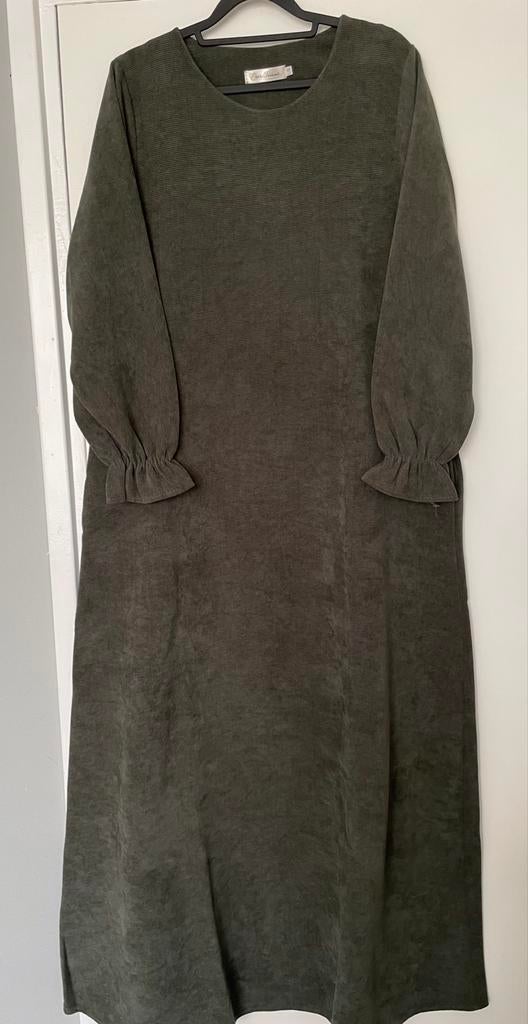 Herfst/winter Abaya, Maat 46/48 (XL) of groter, Ophalen of Verzenden, Zo goed als nieuw, Onder de knie