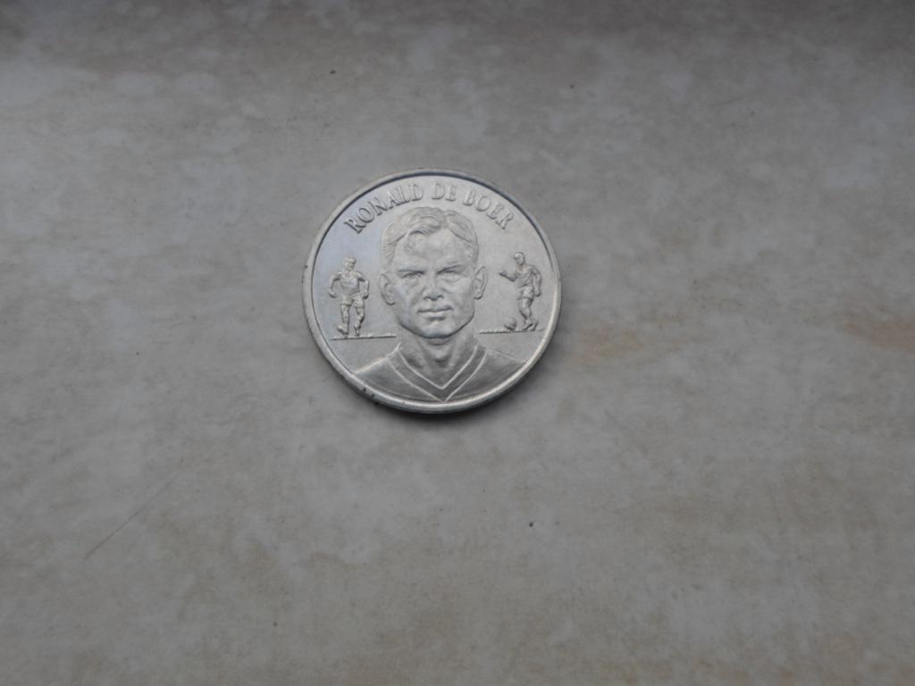 Penning  Nederland KNVB Oranje 2000 Ronald de Boer, Ophalen of Verzenden, Gebruikt, Overige sporten, Overige typen