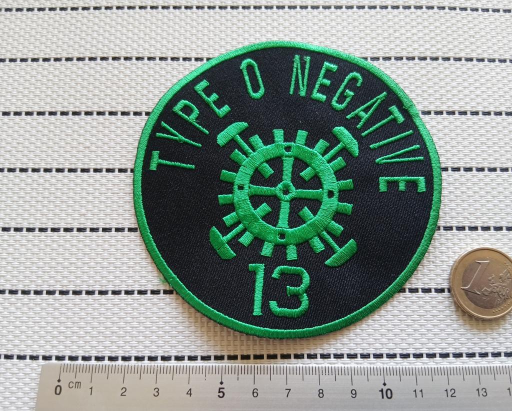 Type O Negative 13  mooie 10 cm embroidered patch t66, Verzenden, Nieuw, Kleding