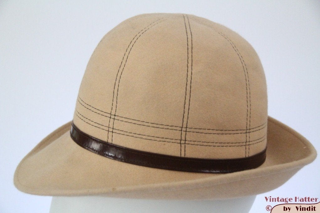 Kleine Vintage Dameshoed beige met stiksels 54, Kinderen en Baby's, 134 t/m 140, Gebruikt, Meisje, Hoed