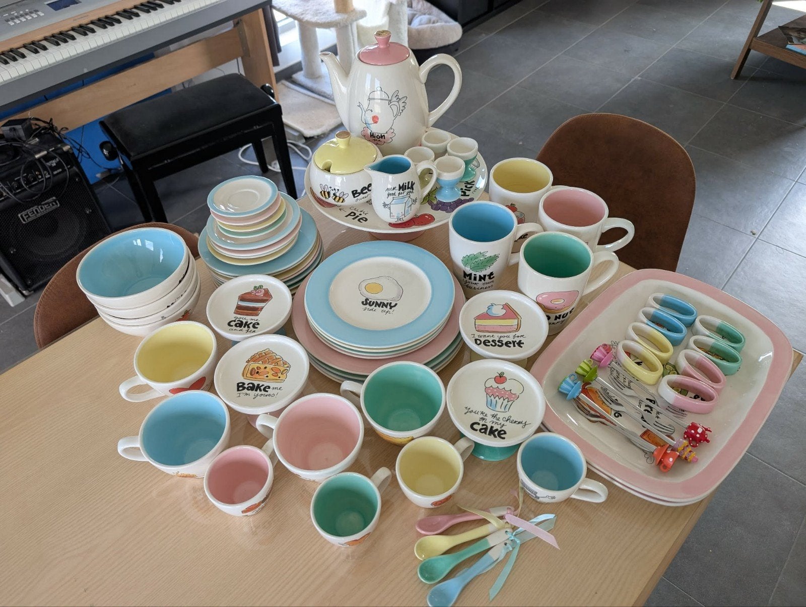 Blond Amsterdam Blondelicious compleet servies, Ophalen, Zo goed als nieuw, Aardewerk, Compleet servies