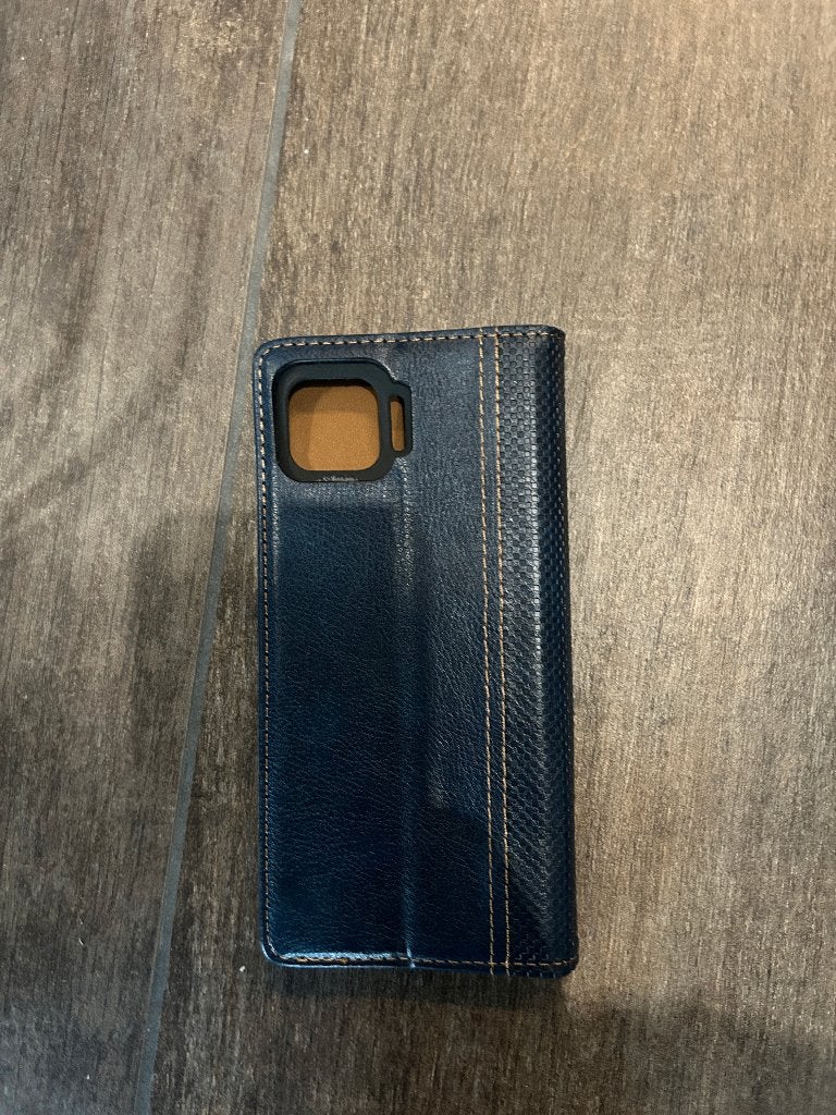 Motorola Moto G 5G Plus Telefoonhoesje donkerblauw en bruin, Gebruikt, Overige modellen, Blauw, Ophalen of Verzenden