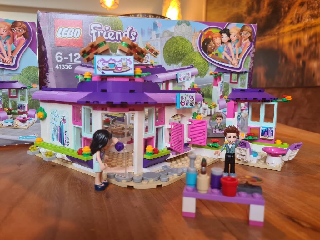 Lego Friends Emma's Kunstcafé 41336 - Compleet in doos., Lego, Friends, Ophalen of Verzenden, Zo goed als nieuw