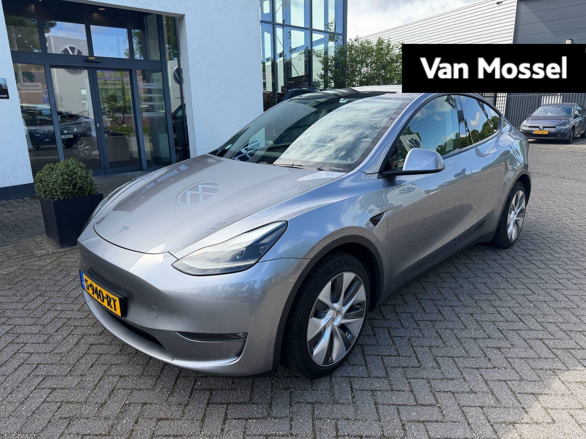Tesla Model Y Long Range AWD 75 kWh 351 PK | Automaat | Navi, Auto's, Tesla, Stof, Gebruikt, 495 min, Origineel Nederlands
