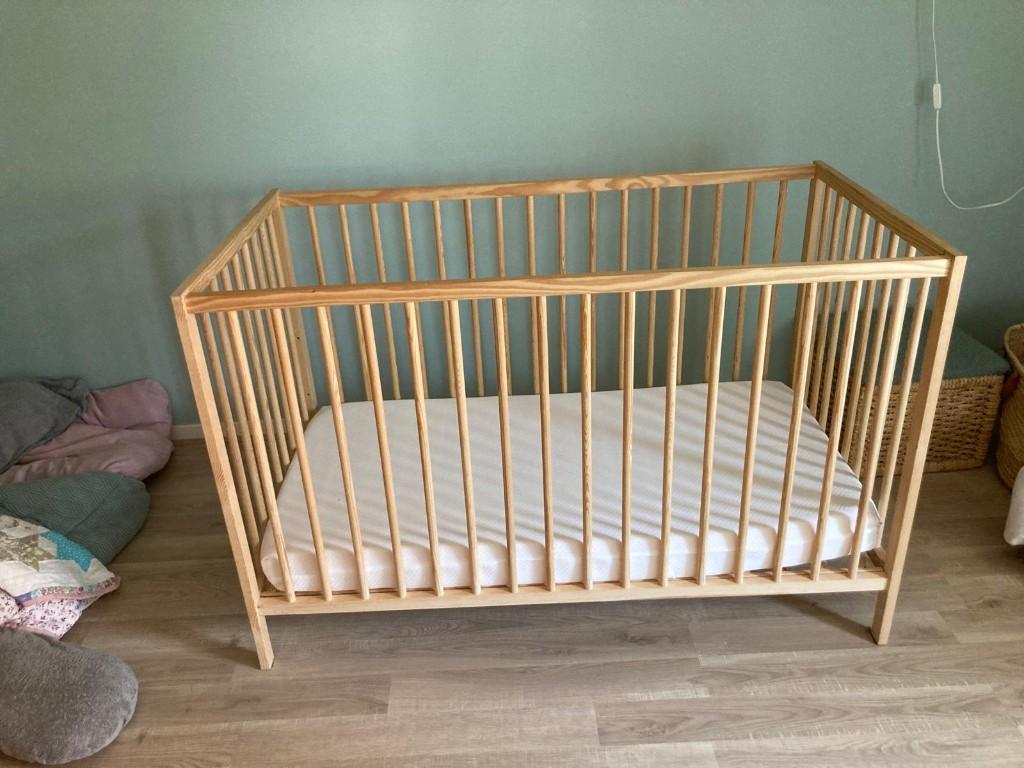 babybed, Kinderen en Baby's, Ophalen, Zo goed als nieuw, Ledikant