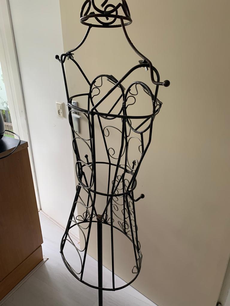 Super leuk om in huis te hebben Torso / paspop, Huis en Inrichting, Woonaccessoires | Zuilen en Pilaren, Ophalen of Verzenden