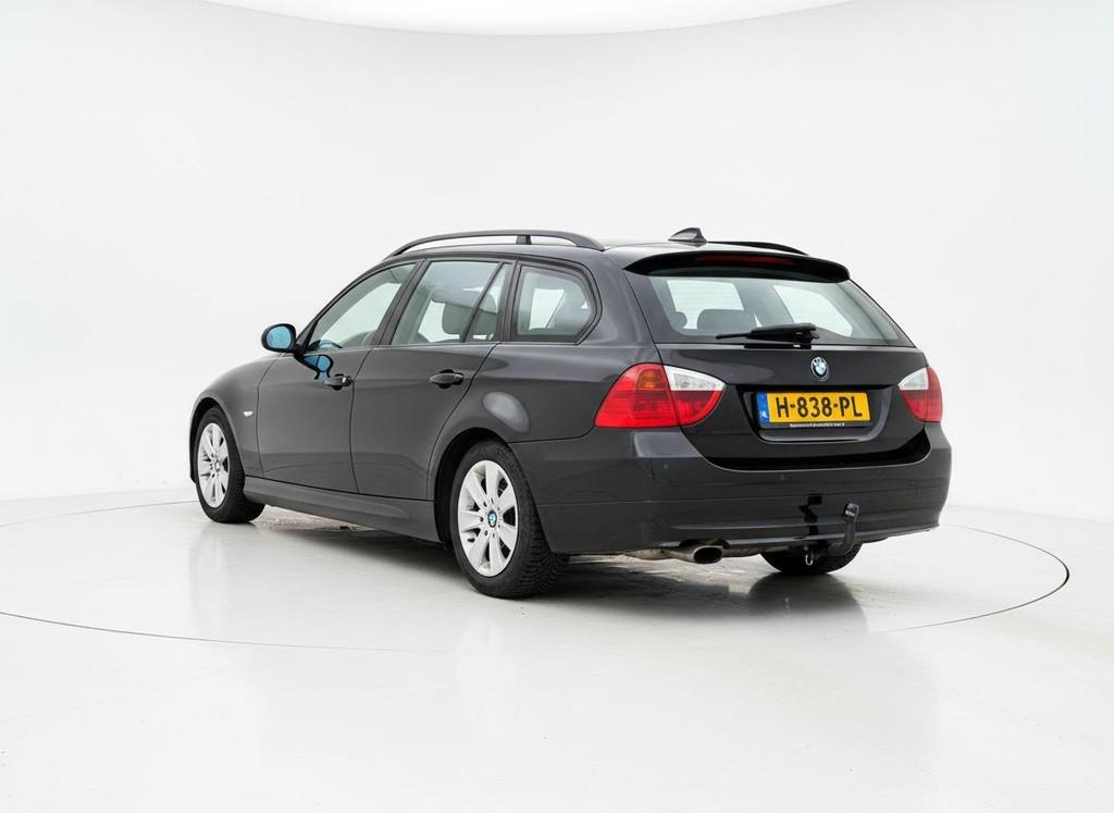 BMW 3-serie Touring 318i MOTORLAMPJE BRANDT, Auto's, Handgeschakeld, 1405 kg, Geïmporteerd, 5 stoelen