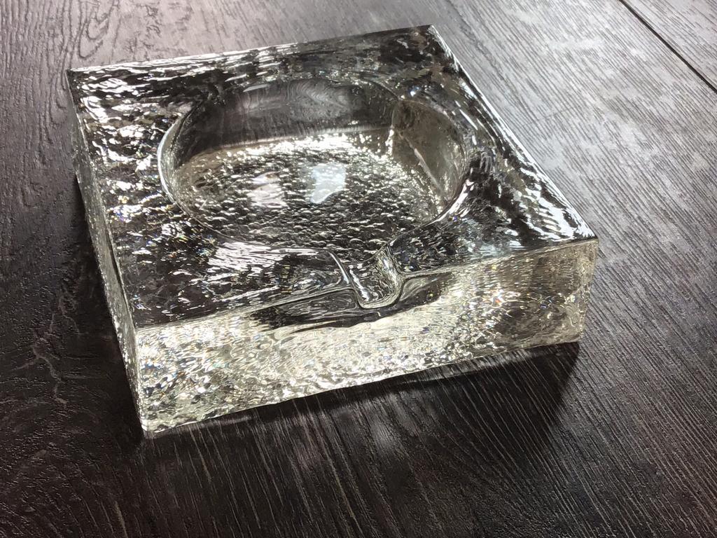Scandinavisch design glazen/ice glass asbak., Ophalen of Verzenden