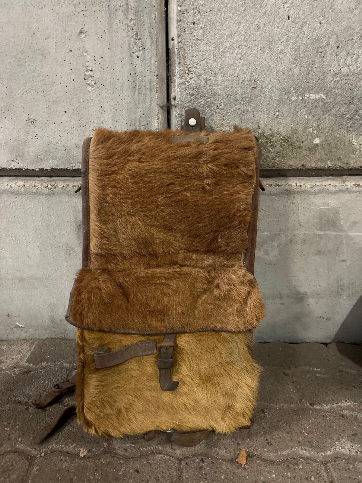 Originele Zwitserseleger Tornister ponyhaar vintage militair, Ophalen of Verzenden, Landmacht, Overige gebieden, Overige typen