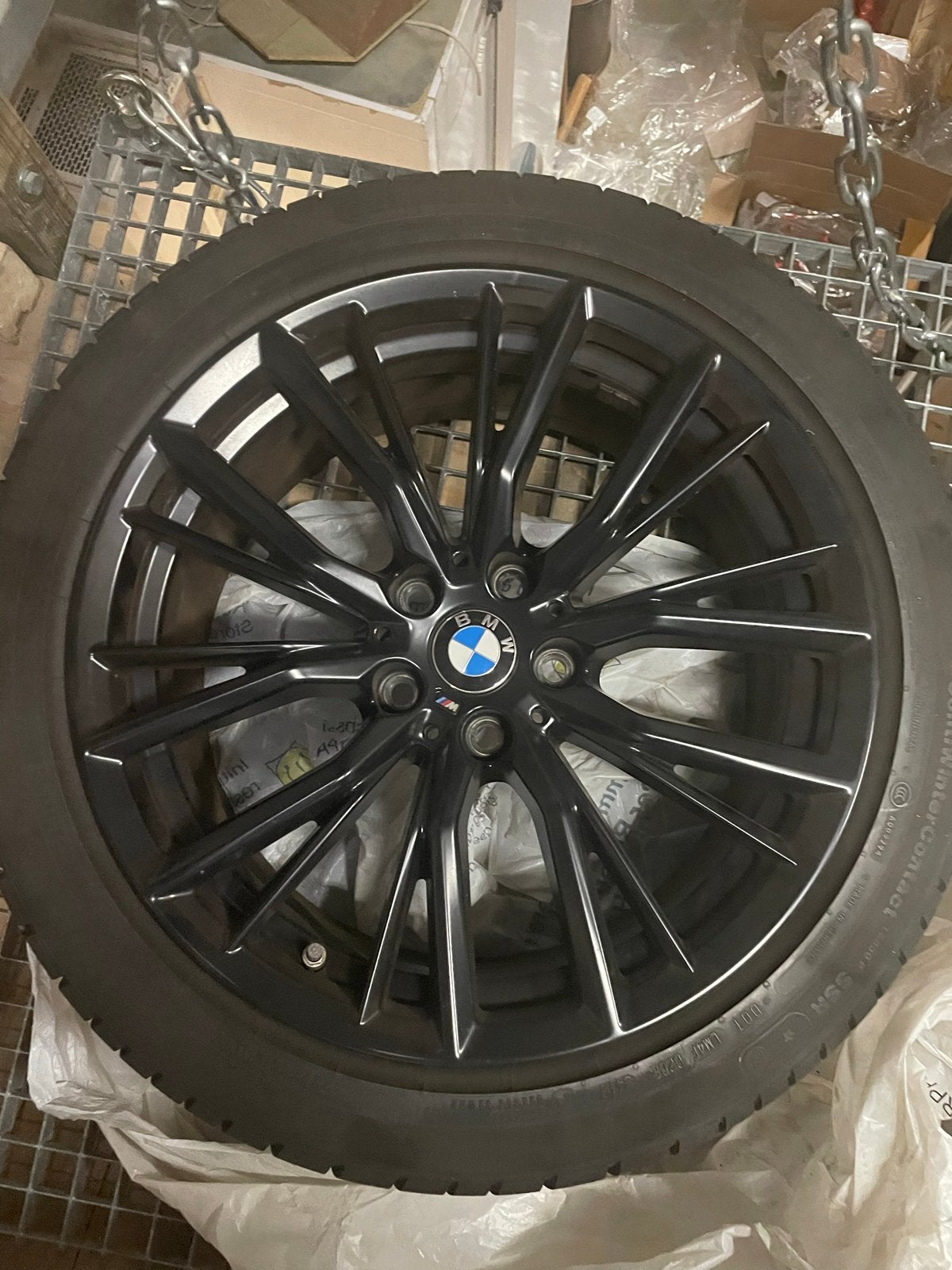 Winterbanden set BMW 3 serie G20 G21 18 inch, Ophalen, 18 inch, Gebruikt, Banden en Velgen