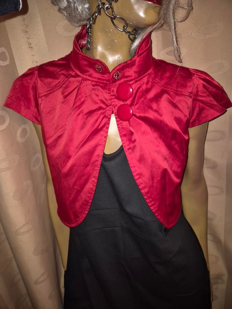 Rood satijnen bolero met korte mouwen maat 3/38, Ophalen of Verzenden, Zo goed als nieuw, Korte mouw, Rood