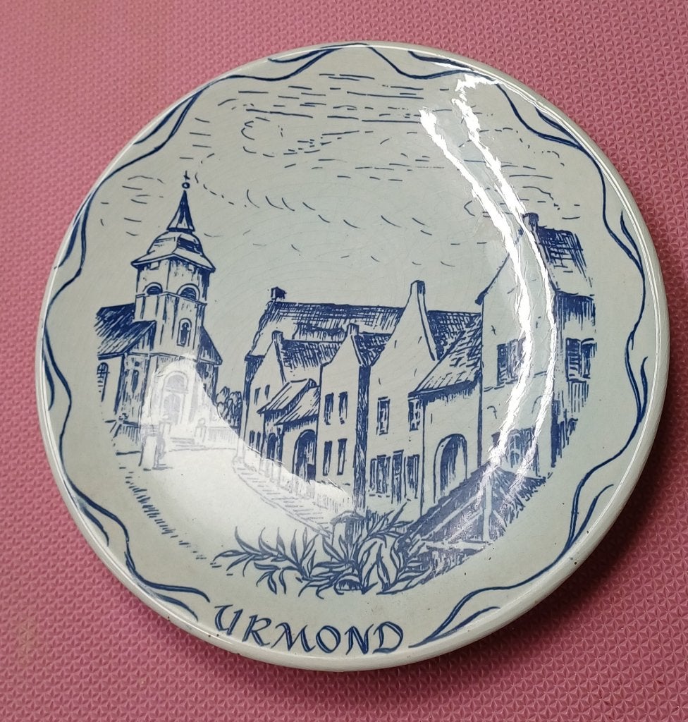 Delfts blauw bord Urmond, Antiek en Kunst, Antiek | Keramiek en Aardewerk, Ophalen of Verzenden