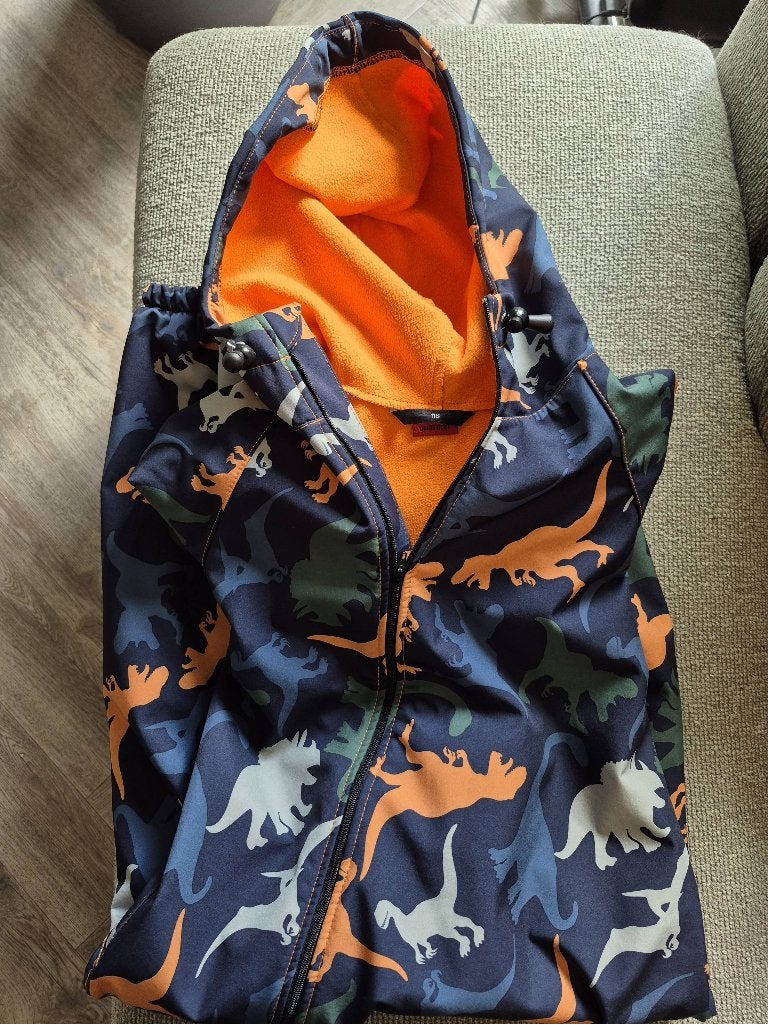 Ielm pakje en 2 jassen, Ophalen, Zo goed als nieuw, Jongen of Meisje, Jas