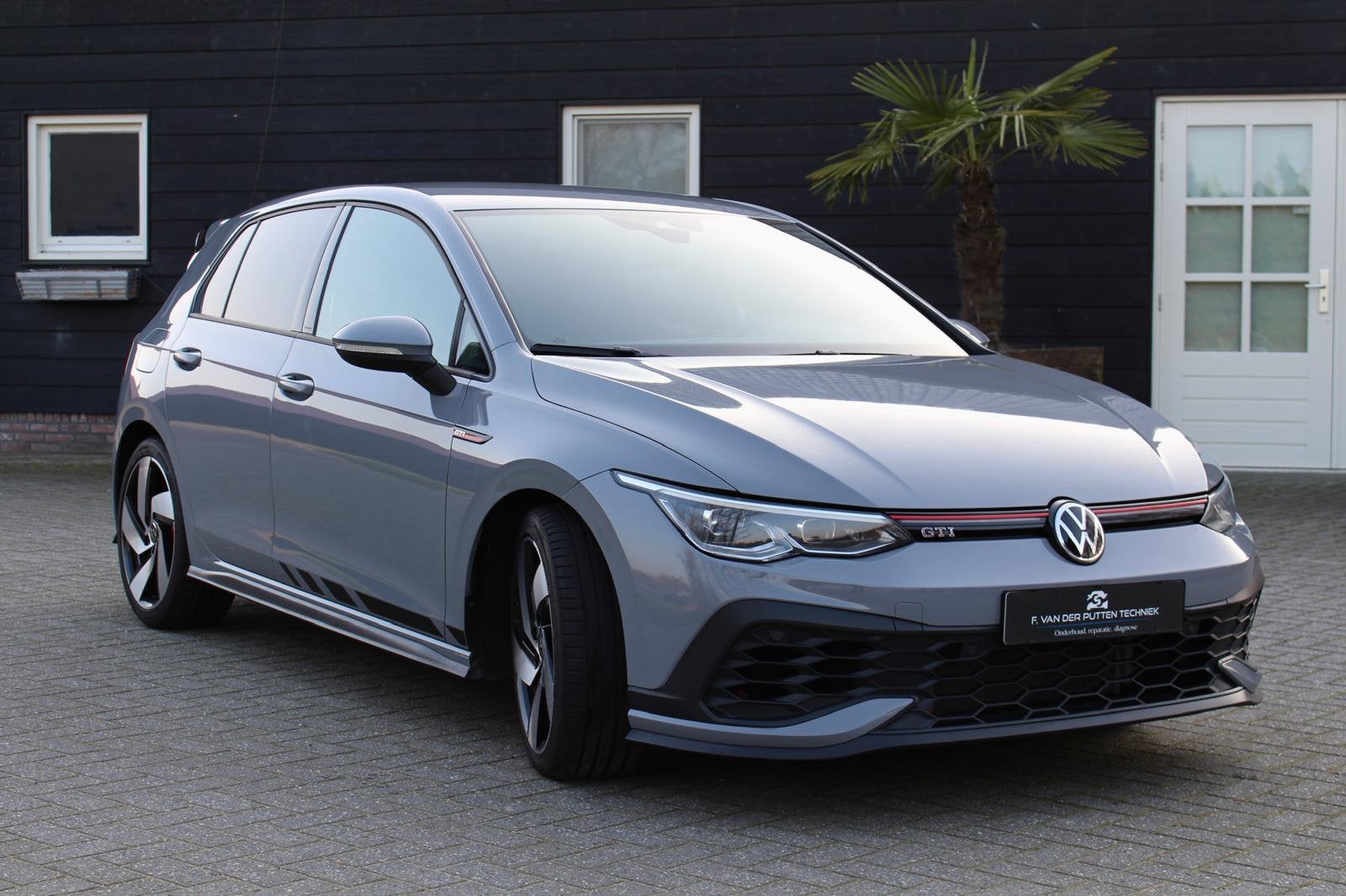Volkswagen Golf GTI Clubsport 2.0 TSI, 4 cilinders, 1984 cc, Alcantara, 300 pk