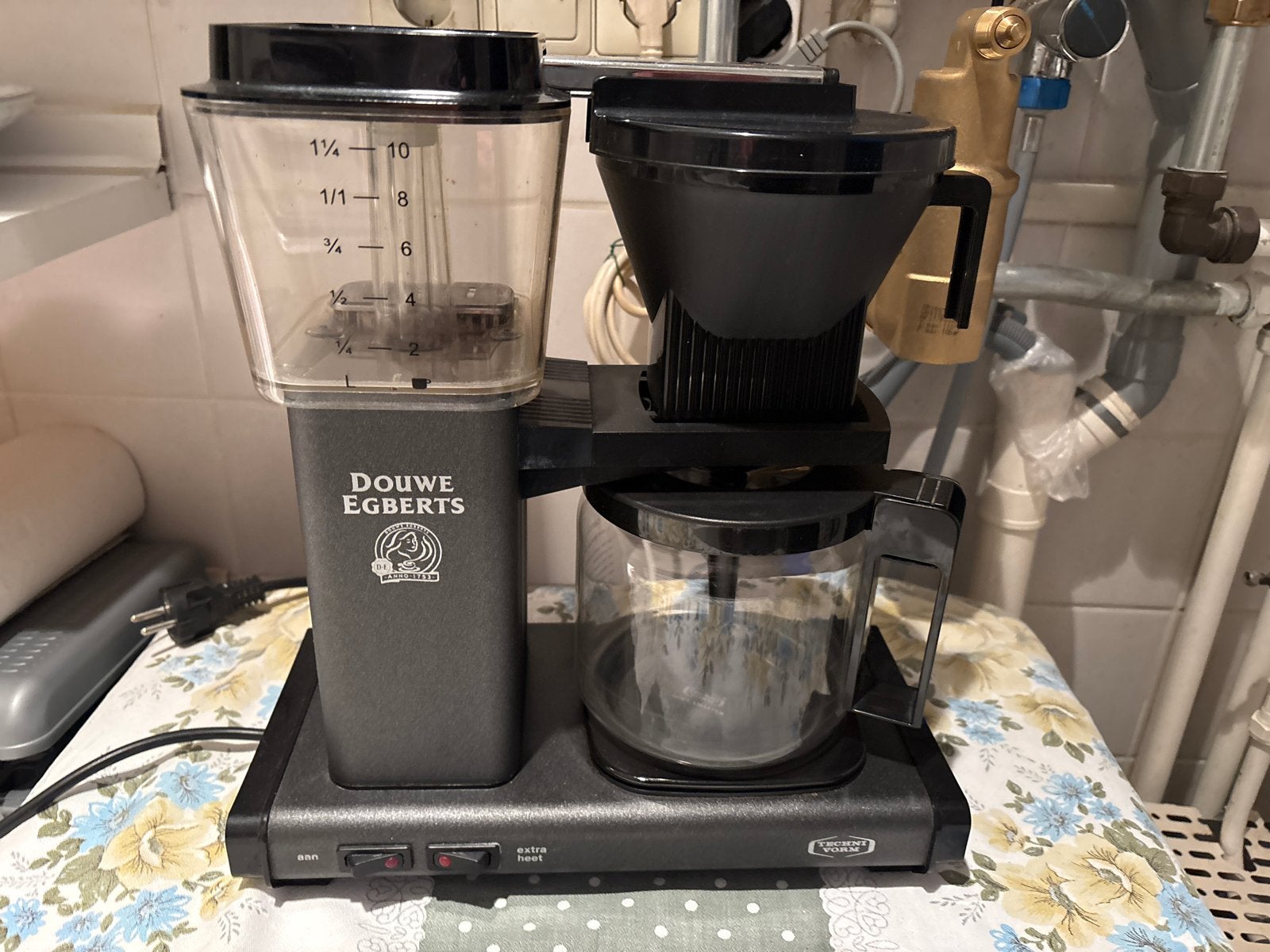 Douwe Egberts Koffiezetapparaat - Gebruikt, Gebruikt, 10 kopjes of meer, Koffiemachine, Gemalen koffie