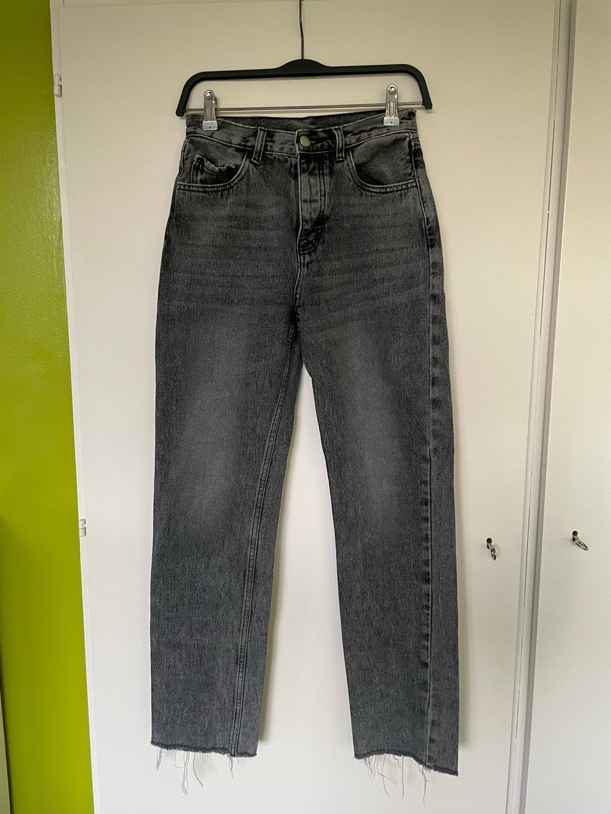 LA Sisters Jeans - Zwart/Grijs - Maat S, Ophalen of Verzenden, Gedragen, Zwart, W27 (confectie 34) of kleiner
