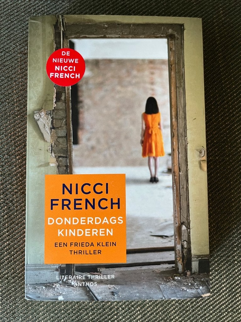 Nicci French - Donderdagskinderen. (Frieda Klein Deel 4), Ophalen of Verzenden, Zo goed als nieuw, Nicci French