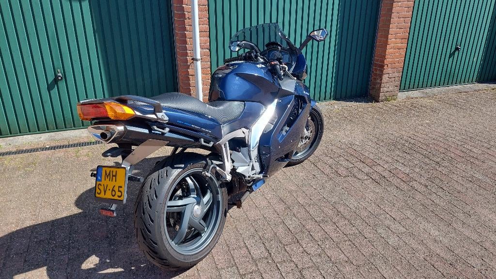 Aprilia RST1000 Futura, Motoren, Motoren | Aprilia, 2 cilinders, Motorrijbewijs A, Gebruikt, Particulier