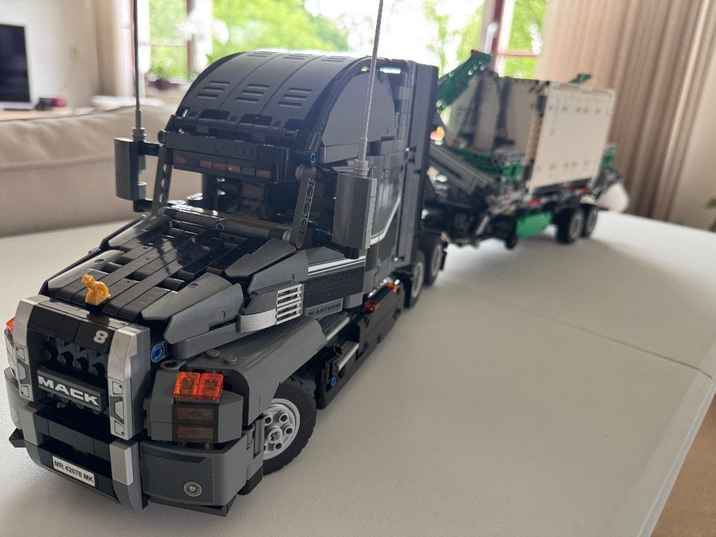 Lego technic Anthem Mack 42078, Compleet, Lego, Ophalen of Verzenden, Zo goed als nieuw