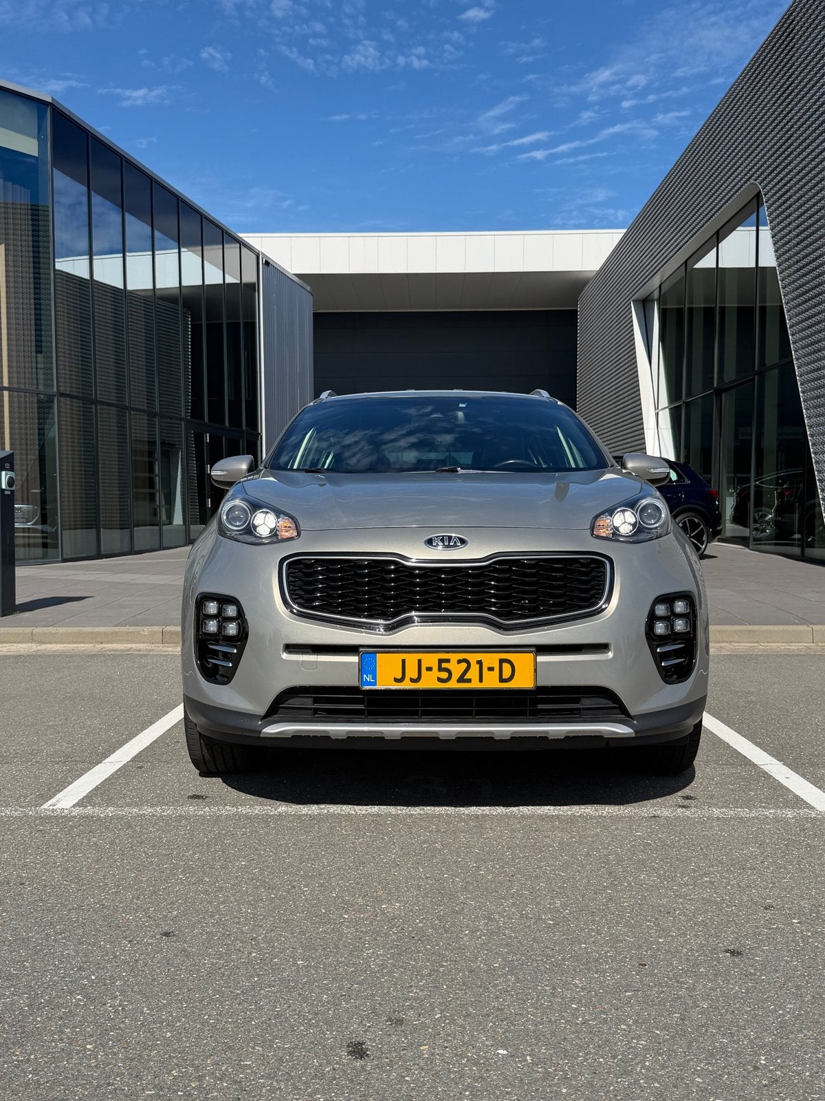 Kia Sportage 1.6 T-gdi 2WD 2016 Grijs, Dealer onderhouden, Achterwielaandrijving, 4 cilinders, 75 €/maand