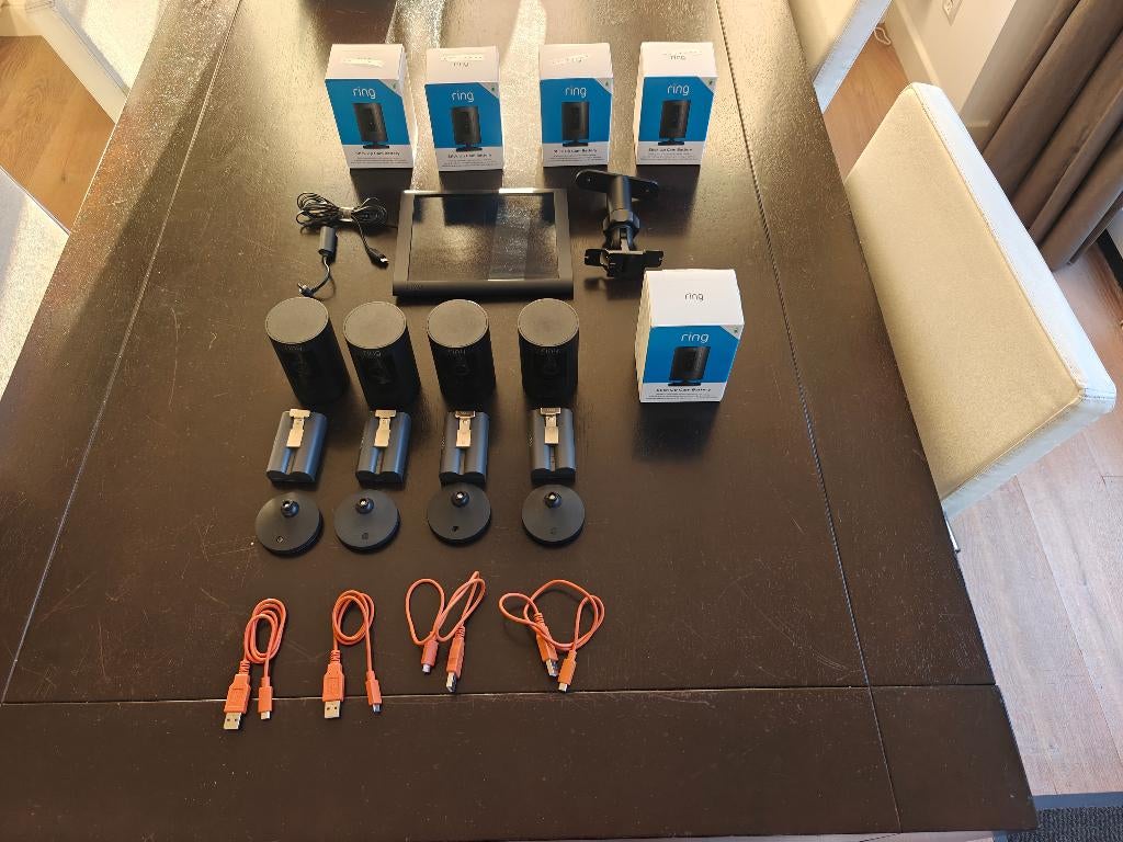 5x Ring Stick Up Cam + Ring Deurbellen + Ring Chime, Audio, Tv en Foto, Videobewaking, Zo goed als nieuw, Buitencamera, Ophalen of Verzenden