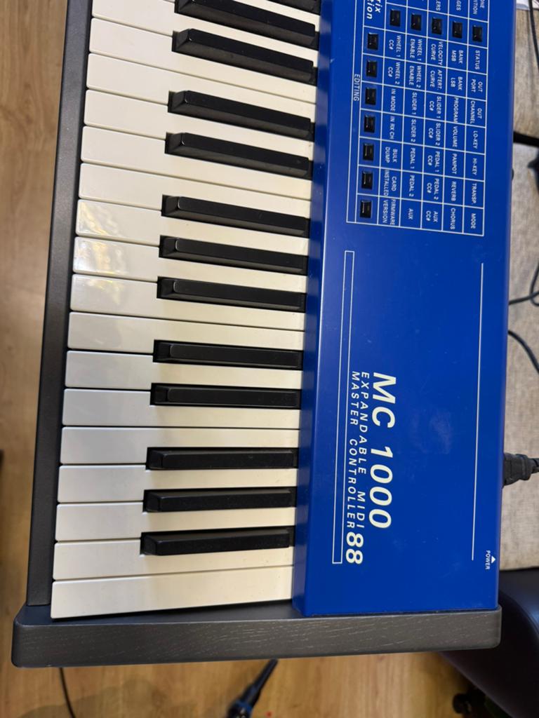 Midi controller piano synthesizer, Muziek en Instrumenten, Keyboards, Overige merken, 88 toetsen, Ophalen of Verzenden, Zo goed als nieuw