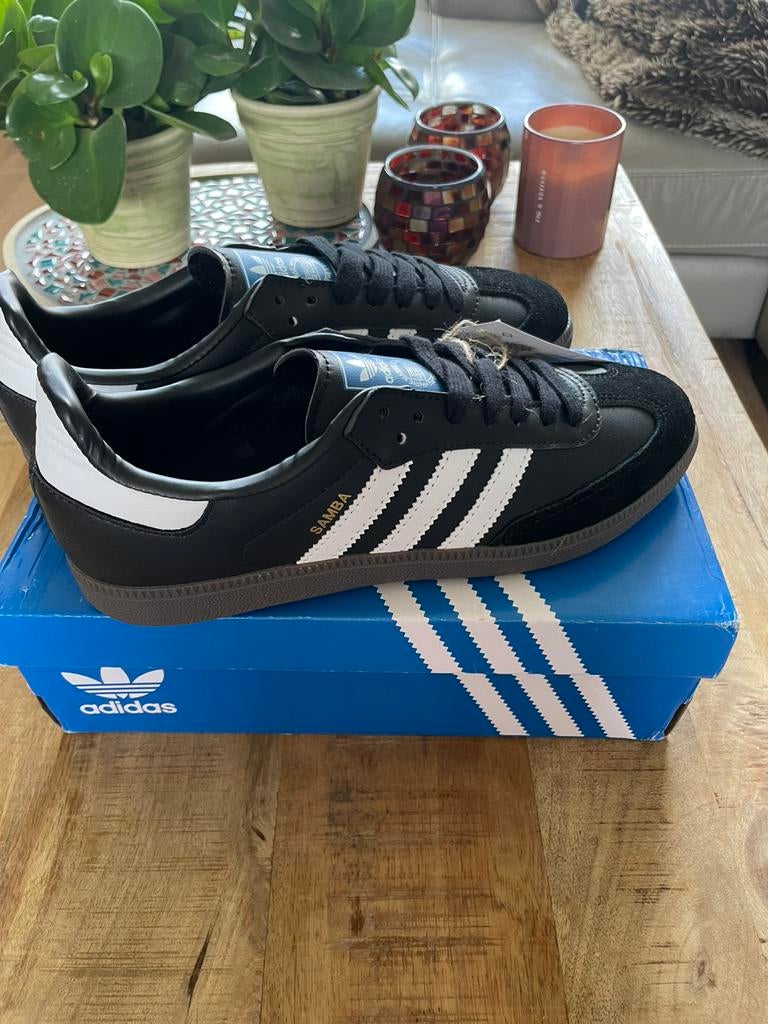 Adidas Samba Vegan Black Gum nieuw maat 43, Zwart, Nieuw, Ophalen of Verzenden, Sneakers of Gympen