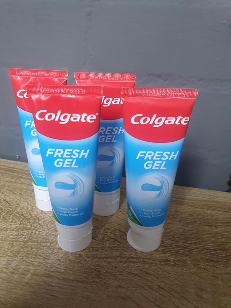 Set van 4 Colgate Fresh Gel Tandpasta's, Ophalen of Verzenden, Nieuw, Tandpasta