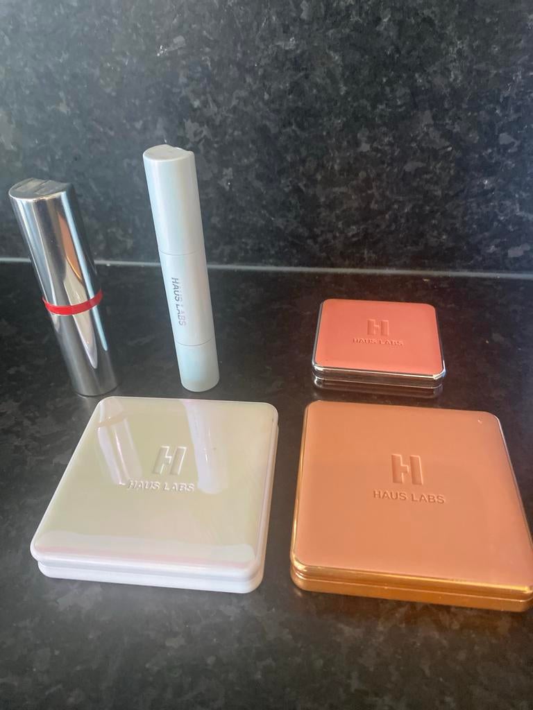 Haus Labs Make-up Set: 2 Blushes , 2 Highlighters & bronzer, Overige kleuren, Gehele gezicht, Ophalen of Verzenden, Zo goed als nieuw