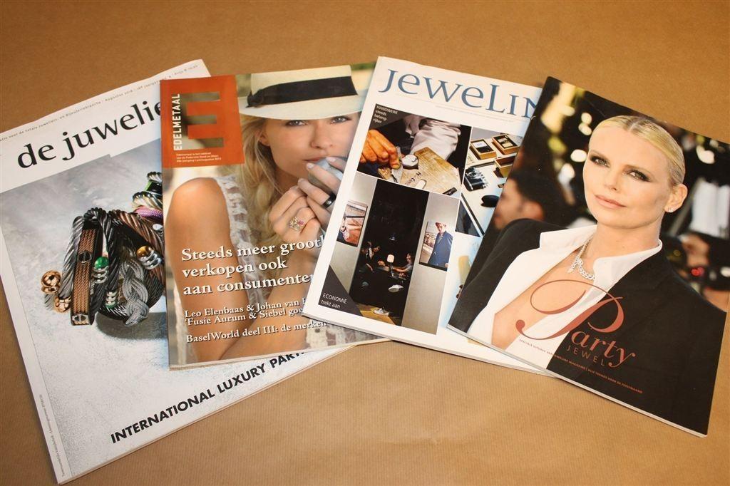 Juwelier Tijdschriften — Sieraden en Horloges, Ophalen of Verzenden, Gelezen