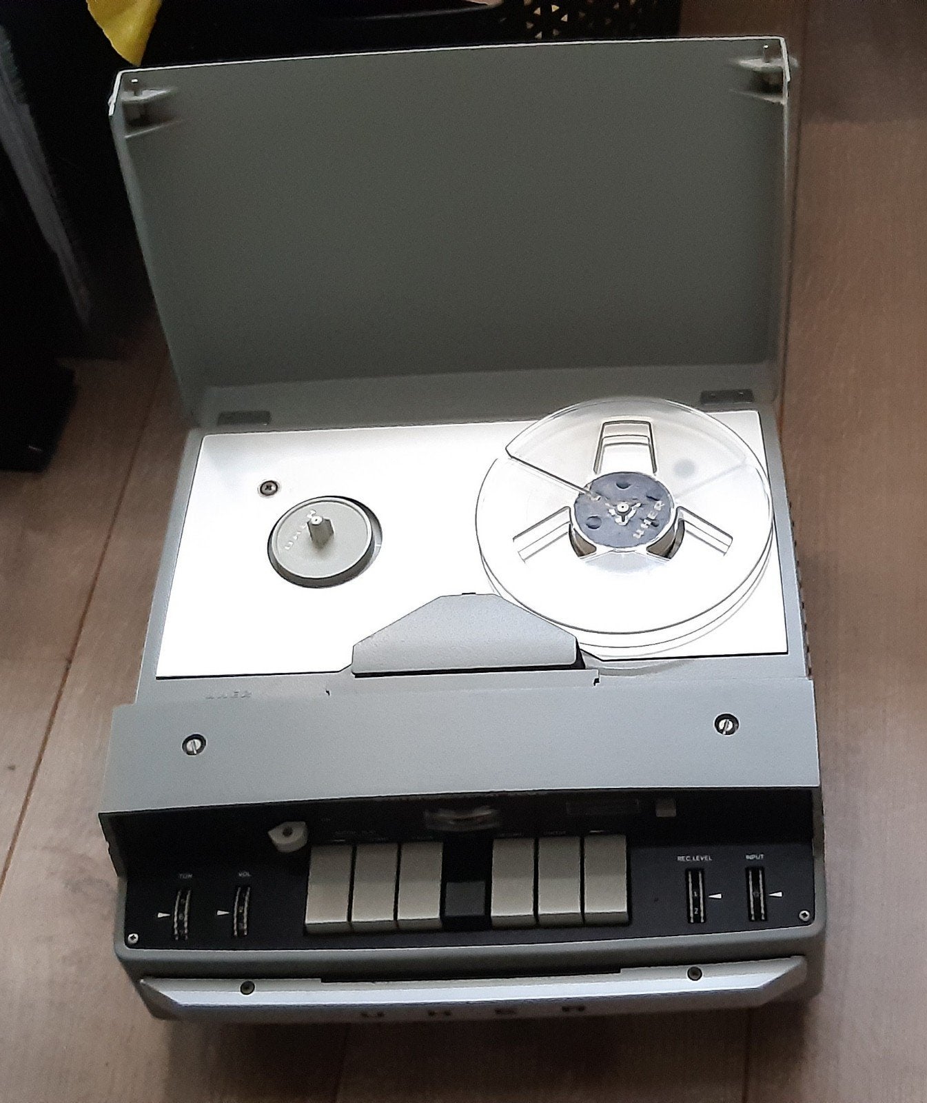 uher universaal 5000 bandrecorder draagbaar, Ophalen, Bandrecorder, Met stofkap