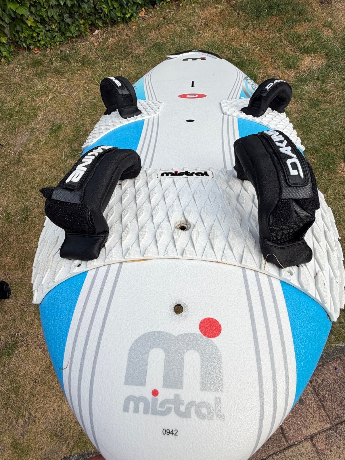 Mistral Slalom Anders Bringdal 112L (2013) + Drake 42cm Vin, Ophalen, Mistral, Gebruikt, Minder dan 250 cm