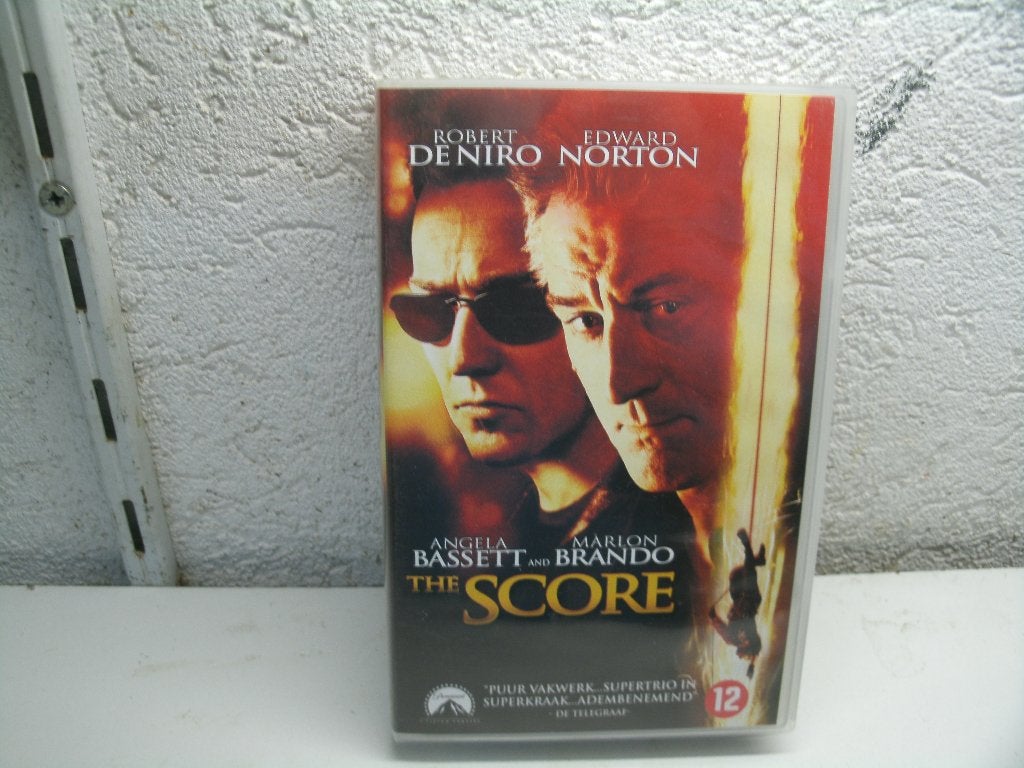 vhs 81b the score, Vanaf 16 jaar, Ophalen of Verzenden, Zo goed als nieuw, Actie en Avontuur