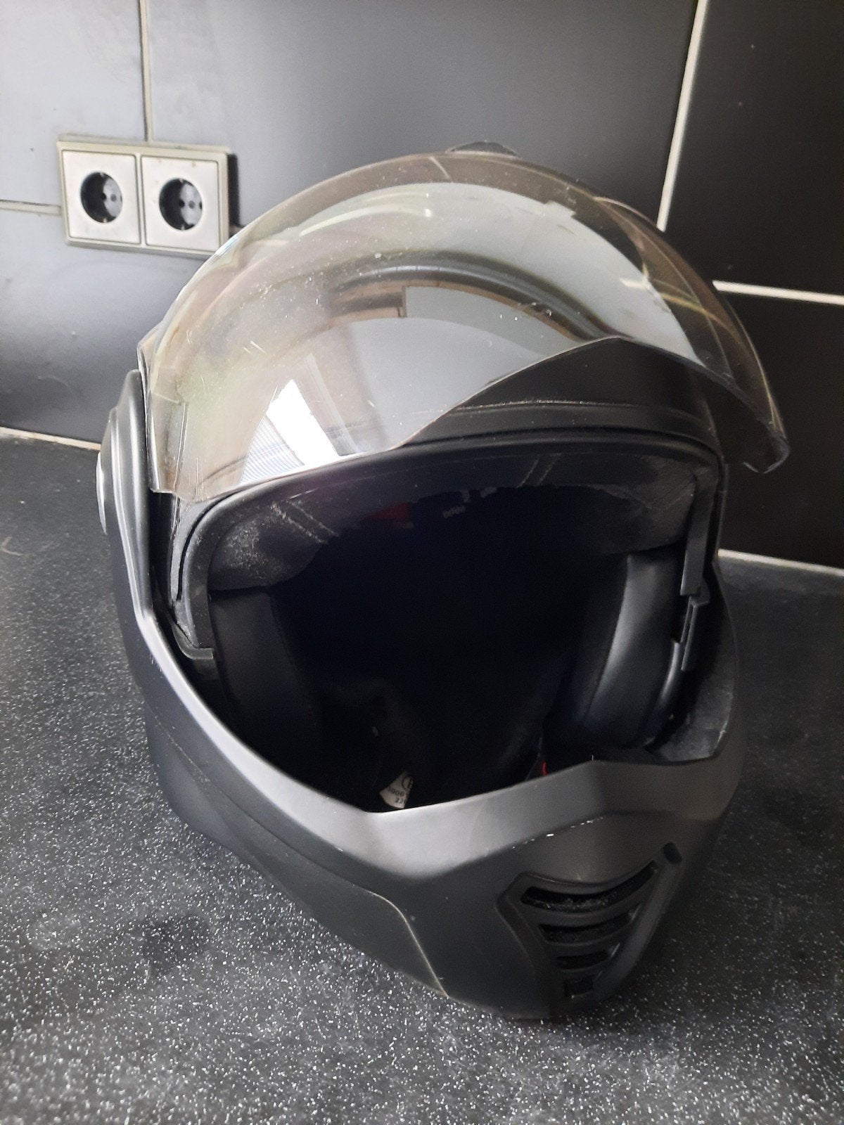 Beon Systeemhelm mat zwart Maat M (57-58), Motoren, Overige merken, M, Systeemhelm, Ophalen of Verzenden