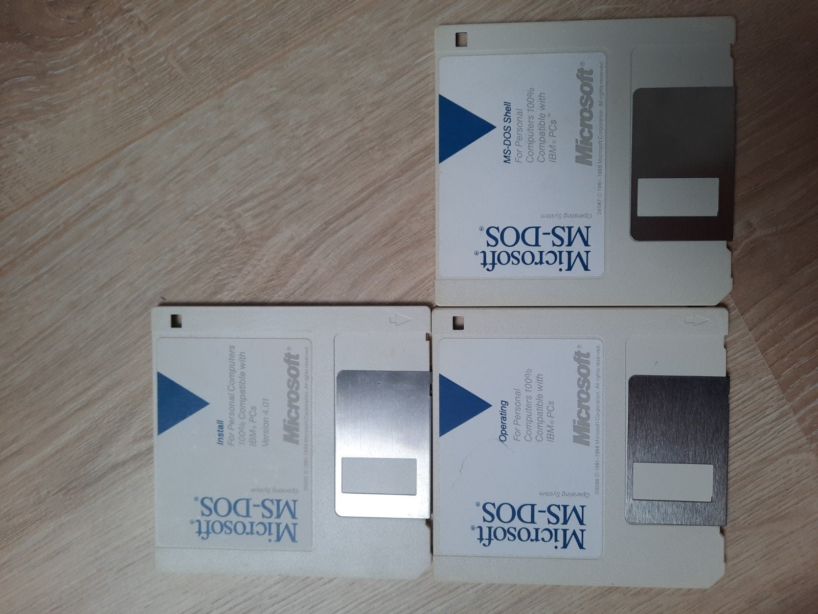 3 floppies Microsoft MS DOS 1988 v 4.01, Computers en Software, Vintage Computers, Ophalen of Verzenden