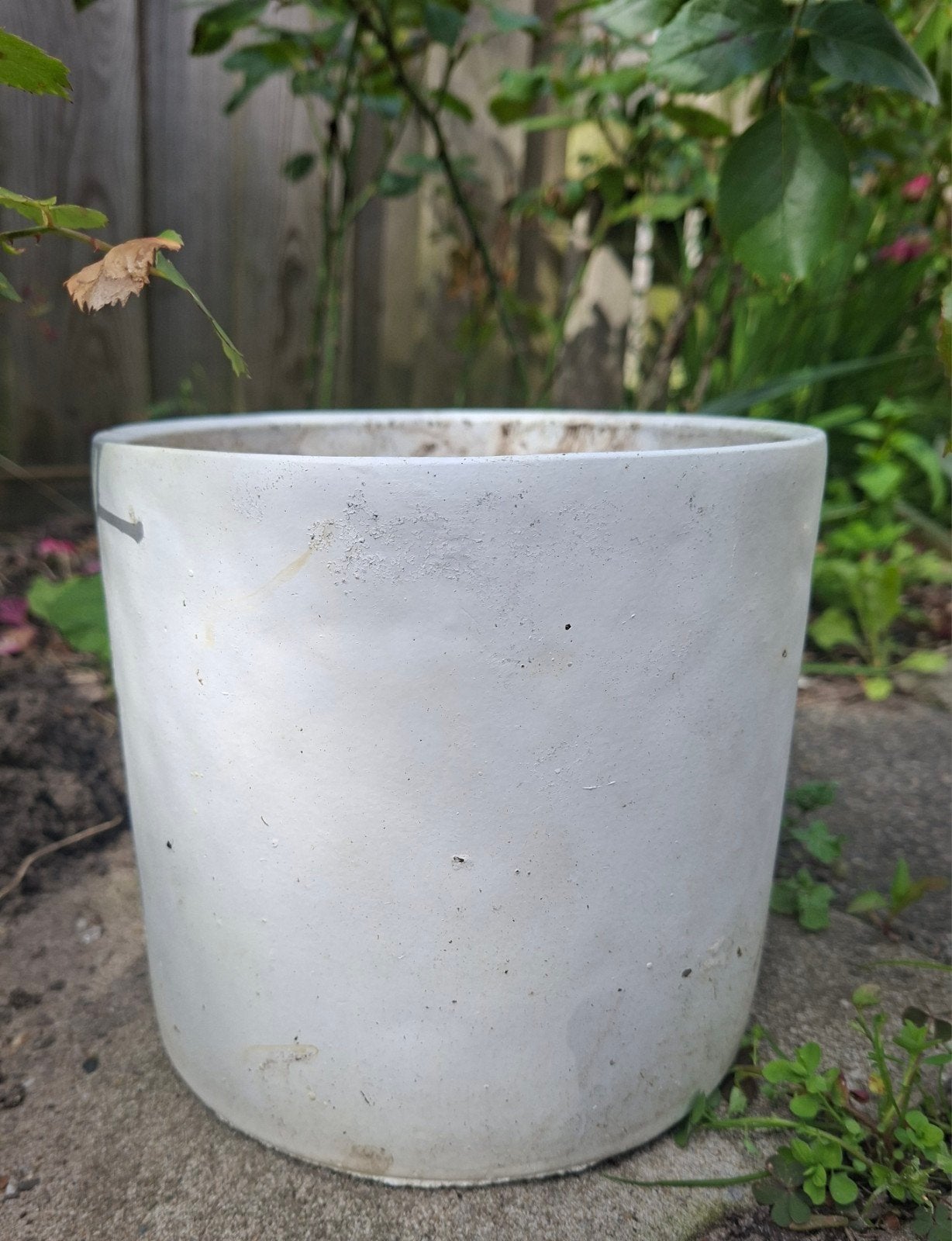 Bloempot wit steen "stucked" handgemaakt, Tuin en Terras, Bloempotten, Ophalen, Steen, Rond, Zo goed als nieuw