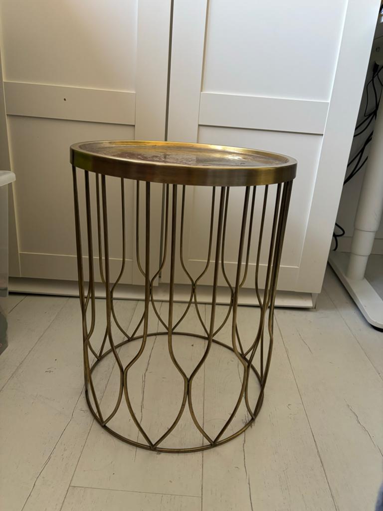 Gouden bijzettafel, Huis en Inrichting, Tafels | Bijzettafels, Minder dan 55 cm, Gebruikt, Metaal of Aluminium, Rond