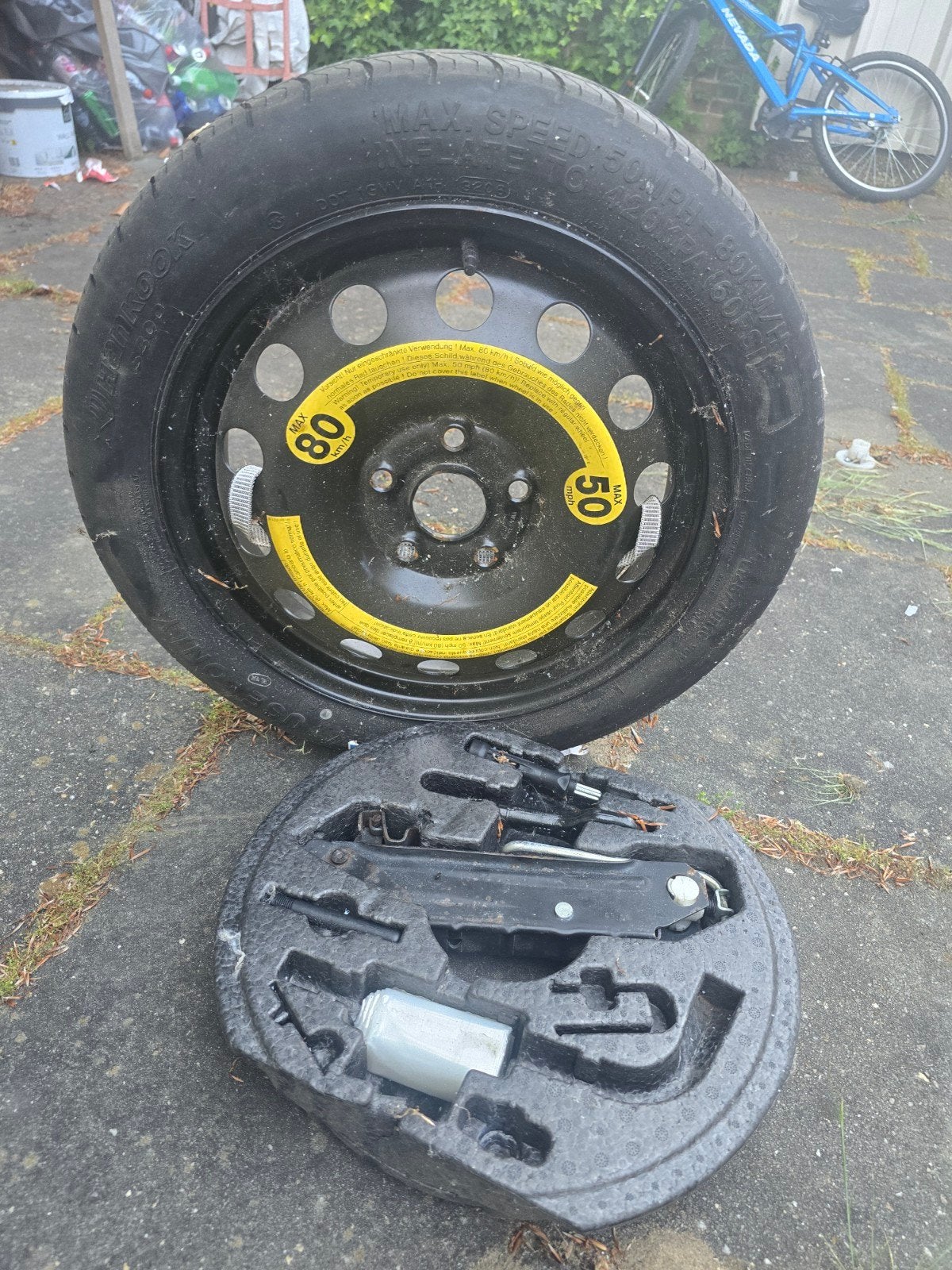 Audi A3 thuiskomer met krikset, Auto-onderdelen, Gebruikt, 16 inch, Banden en Velgen, Ophalen of Verzenden