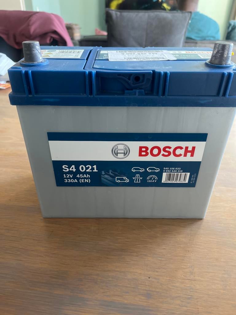 Bosch S4 021 12V 45Ah 330A (EN) Accu, Ophalen, Gebruikt