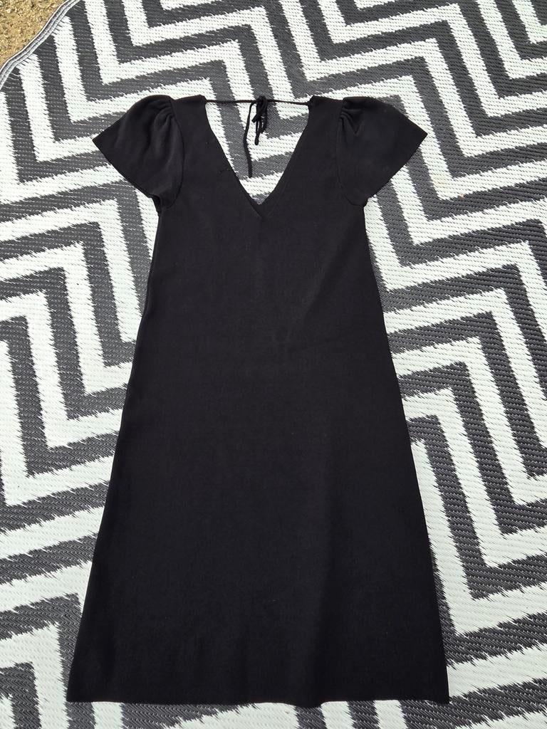 Zomerjurkje zwart S. Stretchstof rib., Kleding | Dames, Jurken, Ophalen of Verzenden, Zo goed als nieuw, Zwart, Boven de knie