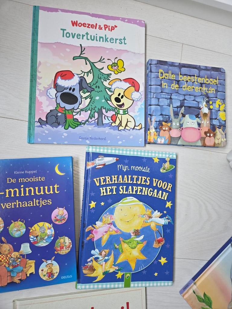 Grote collectie kinderboeken (Woezel & Pip, Dikkie Dik), Boeken, Ophalen of Verzenden, Gelezen, Diverse auteurs, Fictie algemeen