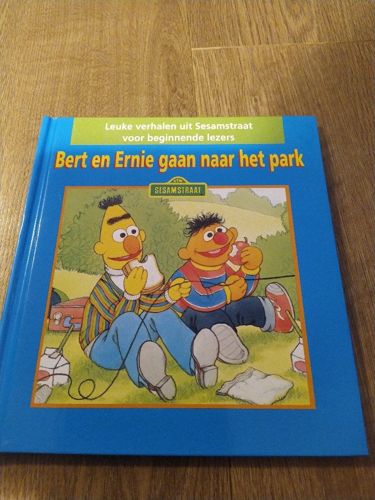 Sesamstraat - Bert en Ernie gaan naar het park, Ophalen of Verzenden, Gelezen, Fictie algemeen