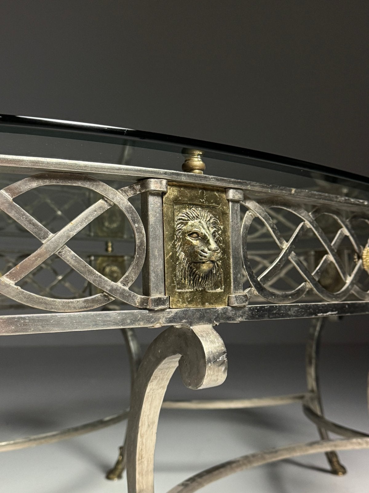 Empire stijl salontafel metaal met glazen blad, Antiek en Kunst, Ophalen