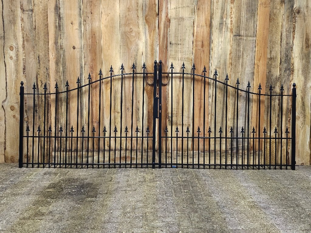 Smeedijzeren inrijpoort model: Rome in afmeting 400x160cm, Met poort, Nieuw, Ophalen of Verzenden, Sierhekwerk