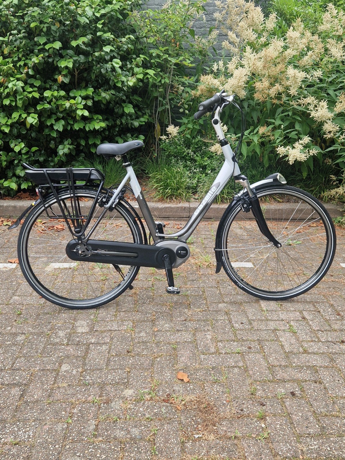 Gazelle Orange bosch middenmotor active line, Ophalen, Zo goed als nieuw, 50 km per accu of meer, 55 tot 59 cm