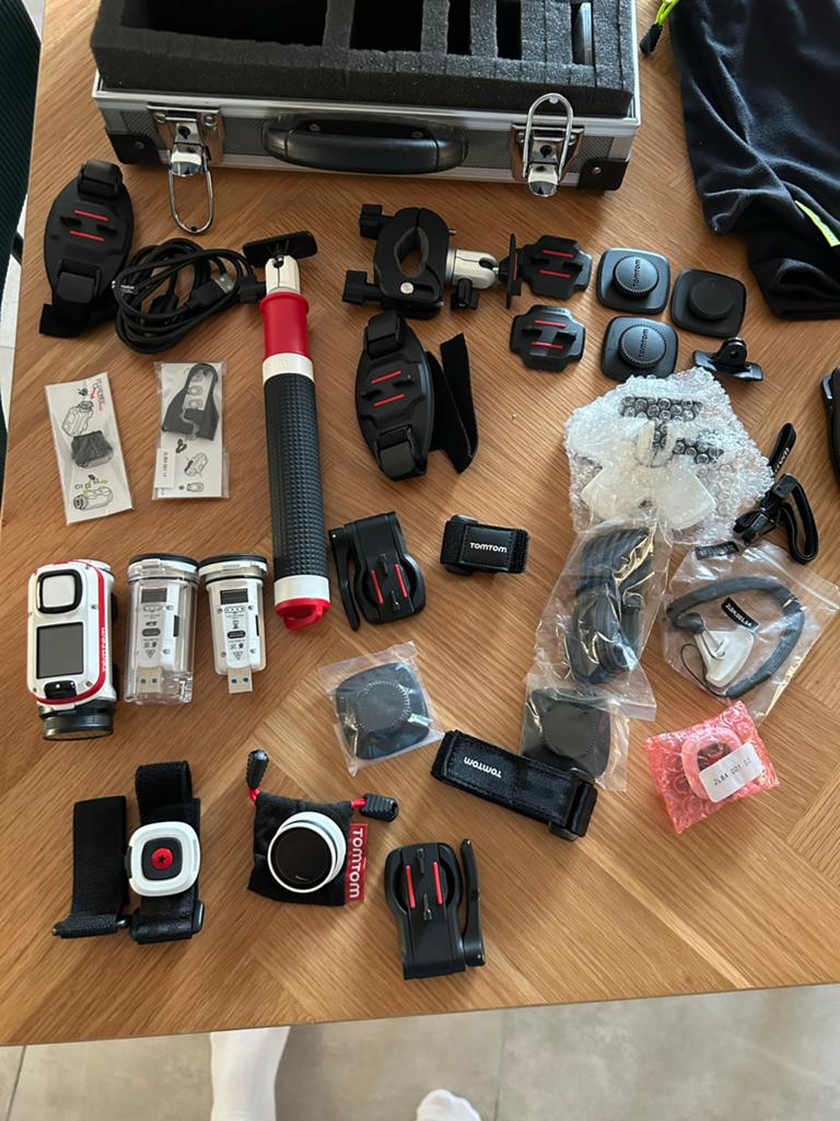 TomTom Bandit Actioncam incl. accessoires & koffer, Ophalen, Zo goed als nieuw, Overige merken