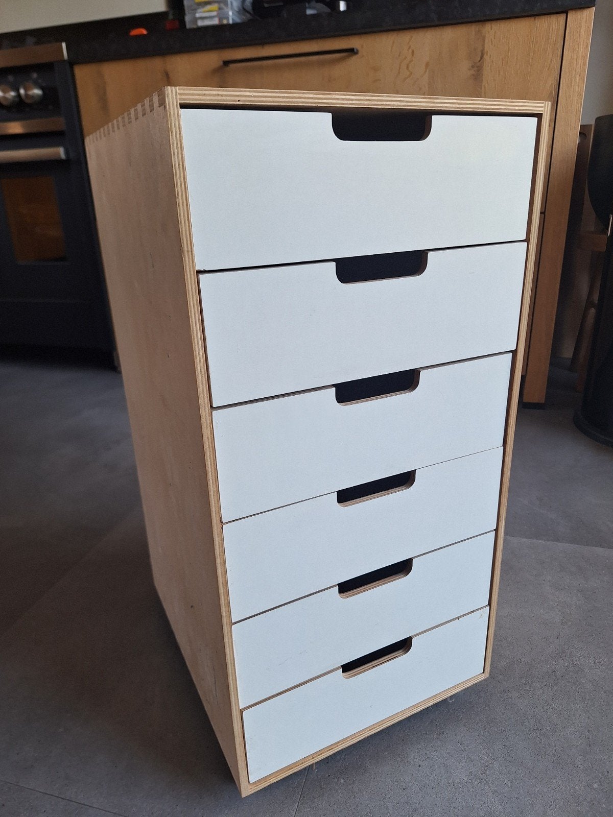 Stevige Ikea Sture ladeblok op wieltjes, Ophalen, Minder dan 50 cm, Gebruikt, 5 laden of meer